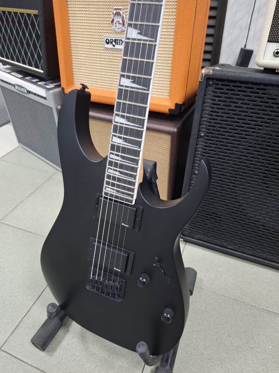 IBANEZ GIO GRG121DX-BKF BLACK FLAT