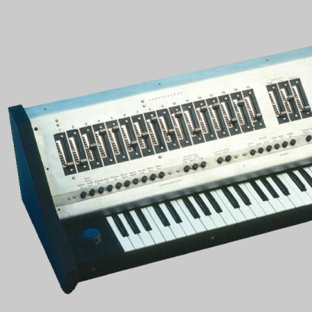 BEHRINGER NEUTRON 900.jpg