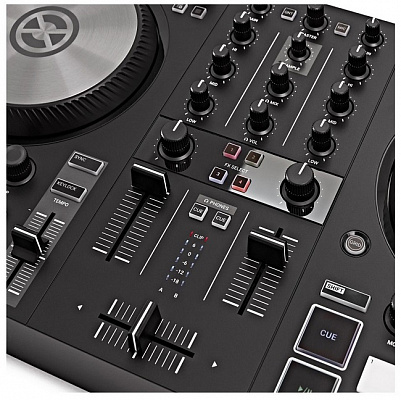 NATIVE INSTRUMENTS TRAKTOR KONTROL S2 MK3