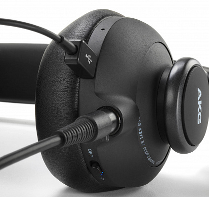 Наушники AKG K371-BT